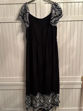 Lane Bryant Black Maxi w/White Embroidered Off the Shoulder Sleeve  & Hem Size16